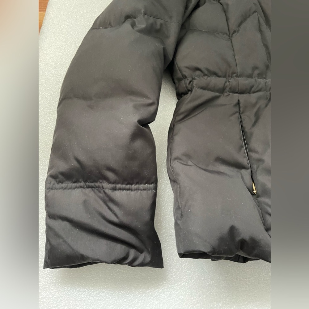 GUESS Women's Zipped Pockets Down Faux-Fur-Trim Hooded Parka, Black, Size L - Picture 2 of 11